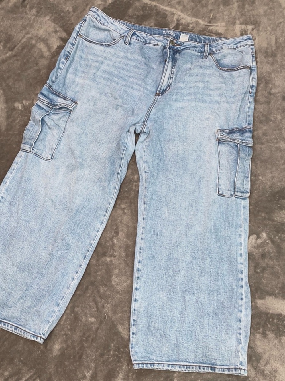 Light Blue Women’s Carpenter Cargo Jeans